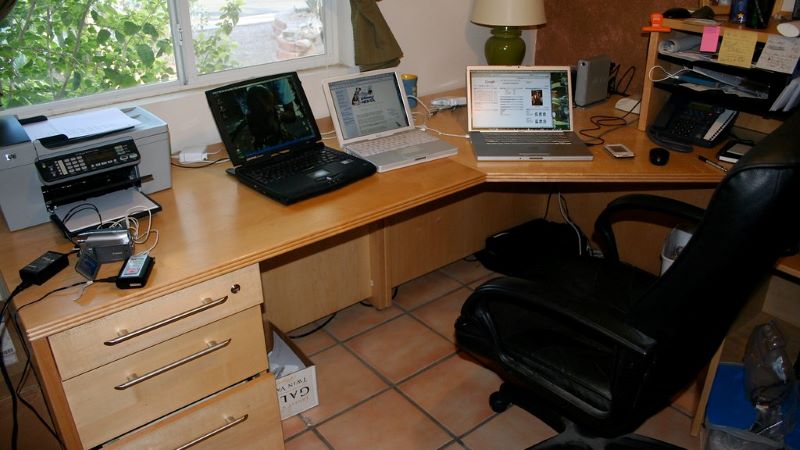 Office desk and chair