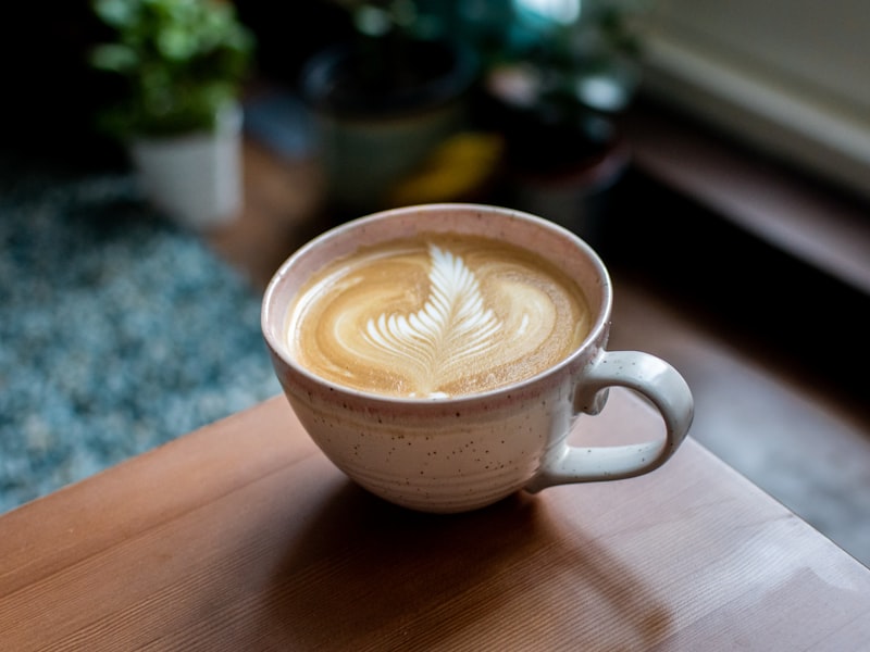 Cup & Saucer Set